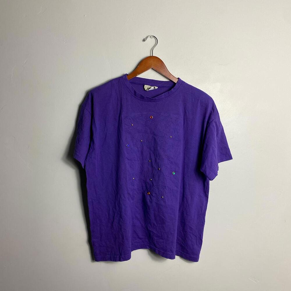 90s vintage purple T-shirt about a size XL